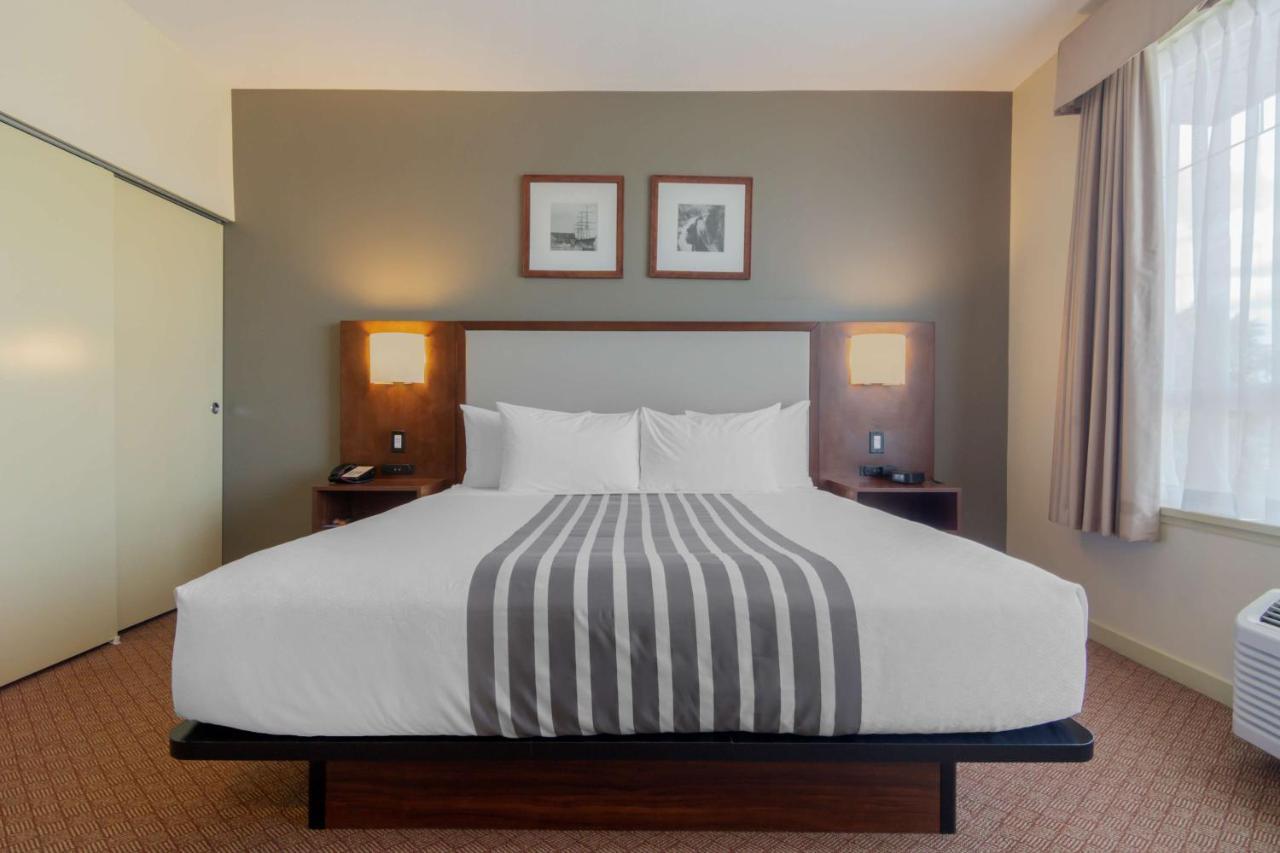 Best Western Plus Chemainus Inn Exterior photo