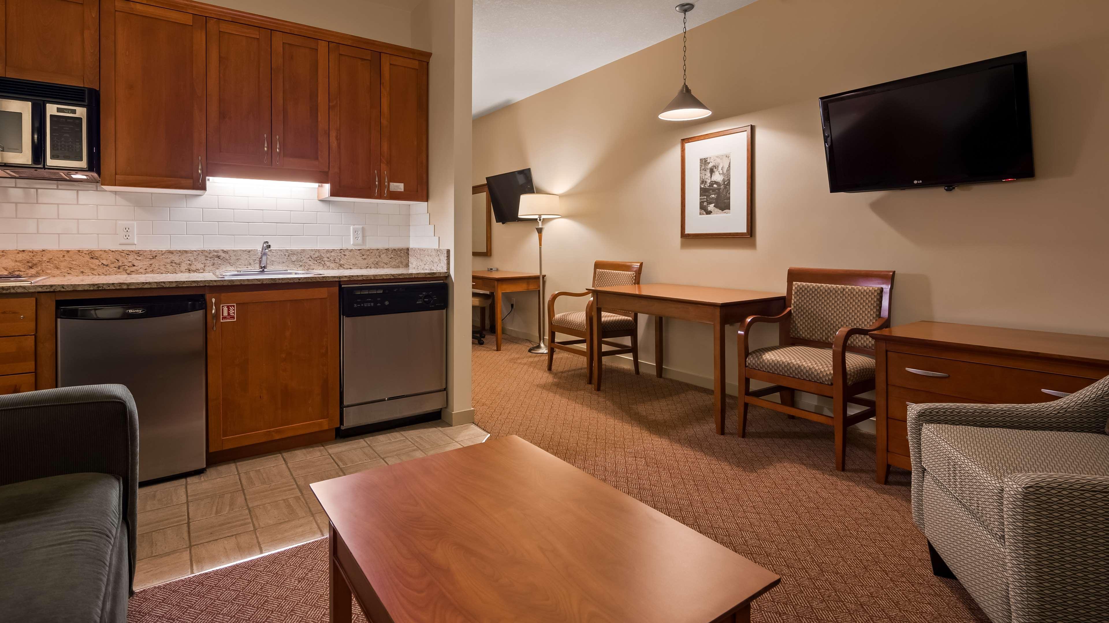 Best Western Plus Chemainus Inn Exterior photo