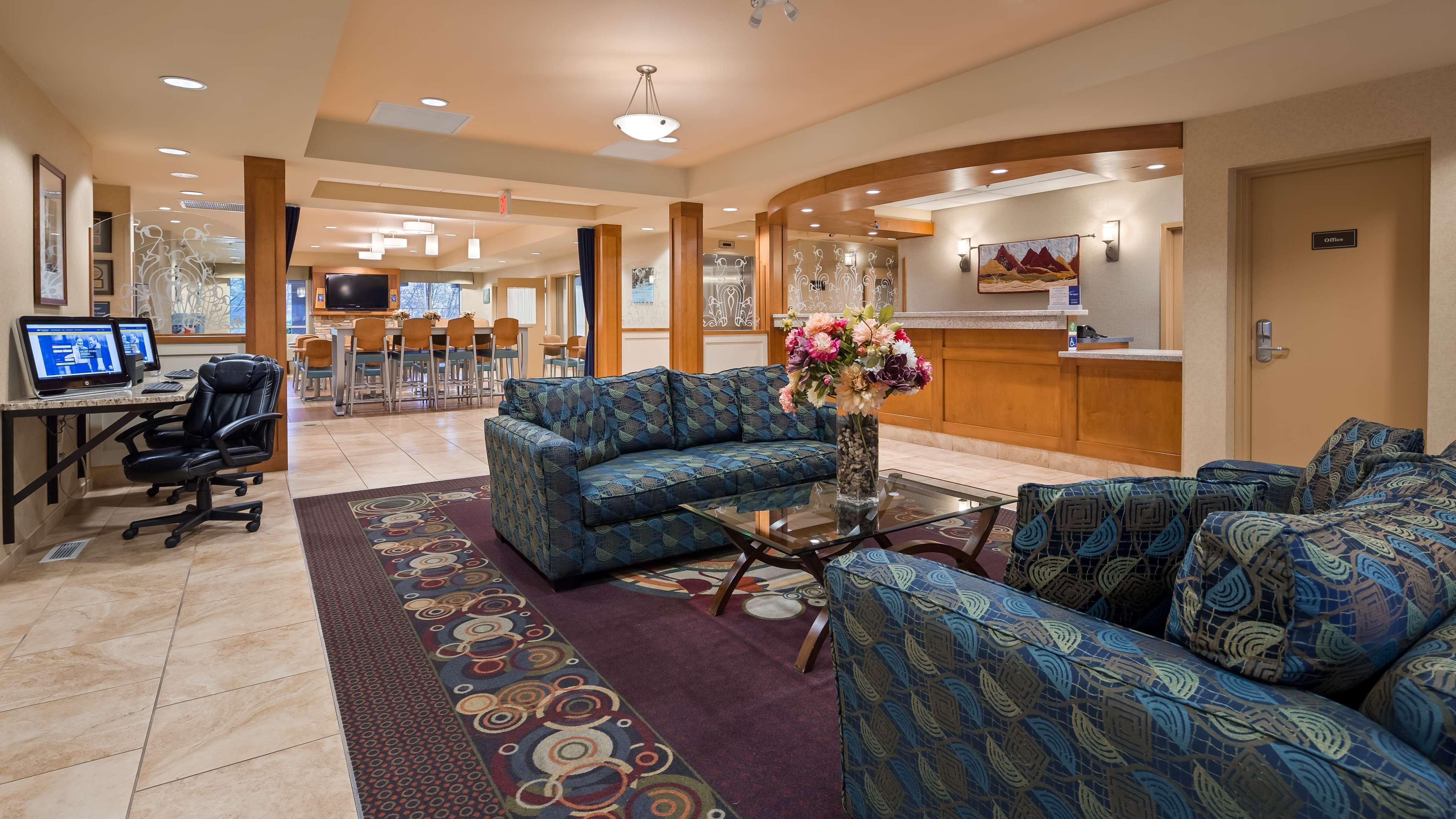 Best Western Plus Chemainus Inn Exterior photo